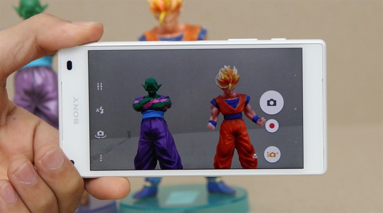 Điện thoại Sony Xperia Z5 Compact