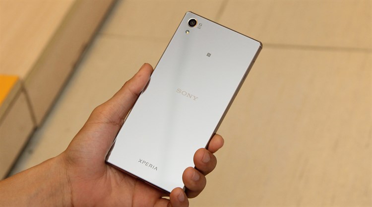 Điện thoại Sony Xperia Z5 Premium Dual