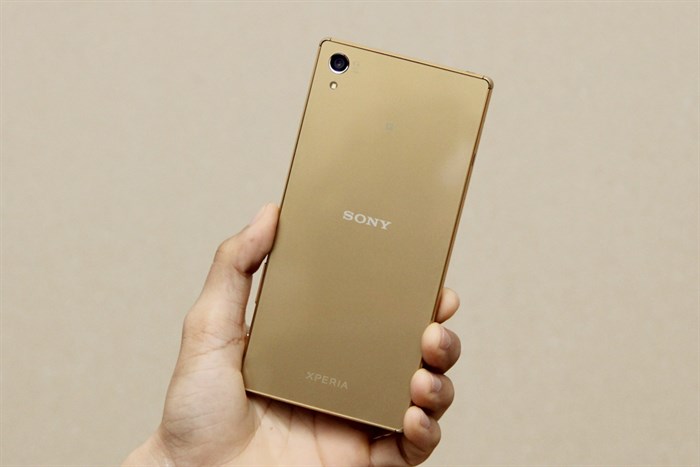 Điện thoại Sony Xperia Z5 Premium Dual Màu Vàng đồng