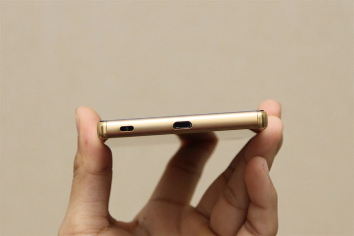 Điện thoại Sony Xperia Z5 Premium Dual Màu Vàng đồng