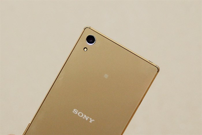 Điện thoại Sony Xperia Z5 Premium Dual Màu Vàng đồng