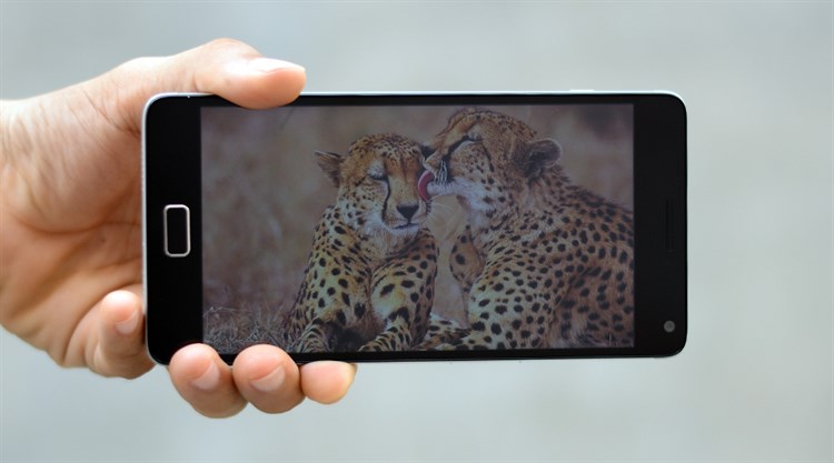 Điện thoại Lenovo Vibe P1