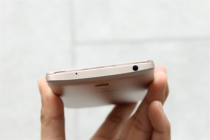 Điện thoại Lenovo Vibe P1