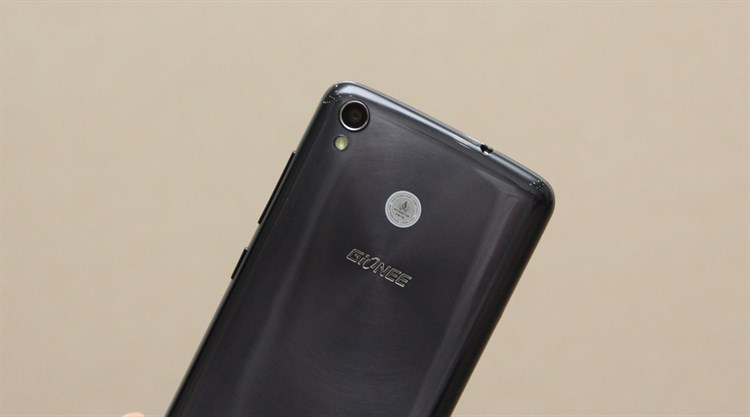 Điện thoại Gionee Pioneer P6