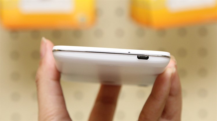 Điện thoại Gionee Pioneer P6