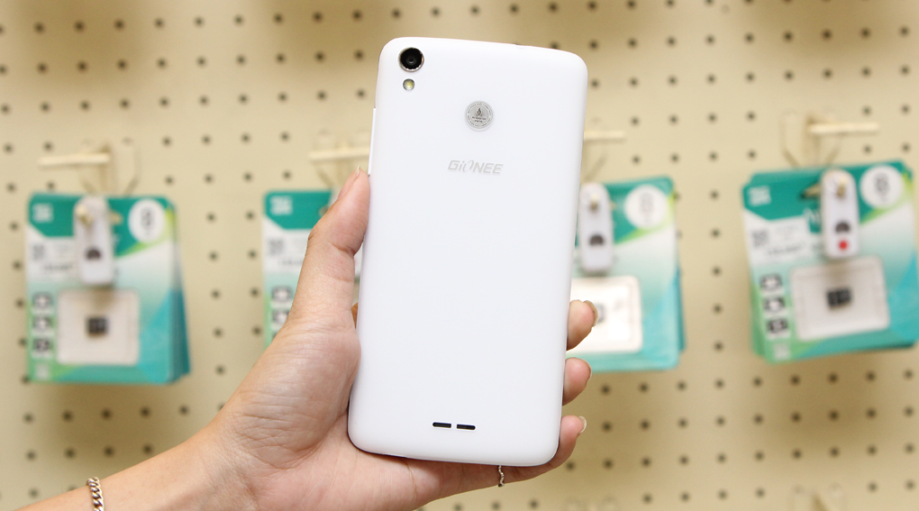 Điện thoại Gionee Pioneer P6
