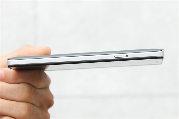 Điện thoại Lenovo VIBE P1m