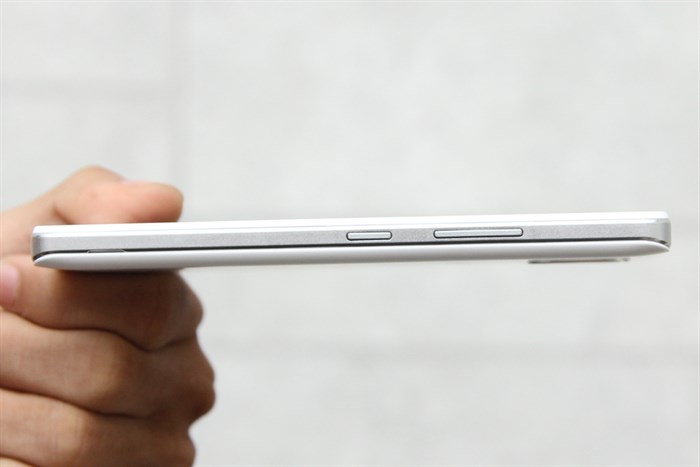 Điện thoại Lenovo VIBE P1m