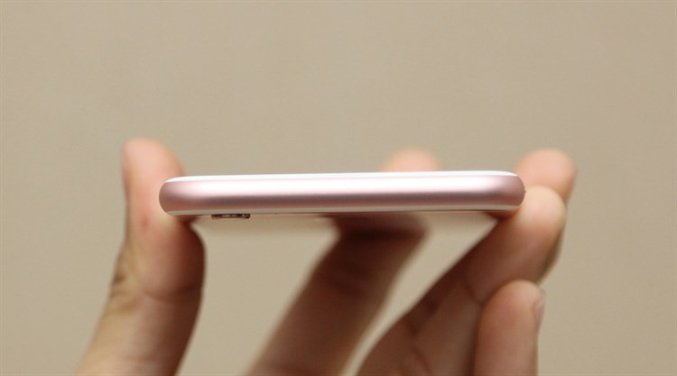 Điện thoại iPhone 6s 64GB