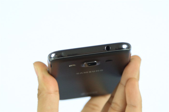 Điện thoại Samsung Galaxy J2 Màu Đen