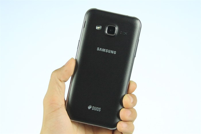 Điện thoại Samsung Galaxy J2 Màu Đen