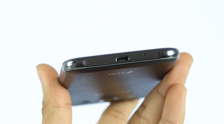 Điện thoại Samsung Galaxy J2 Màu Đen