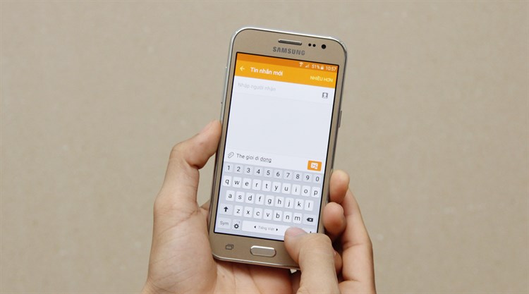 Điện thoại Samsung Galaxy J2 Màu Vàng đồng