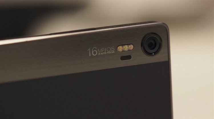 Điện thoại Lenovo Vibe Shot Màu Đen - Xám