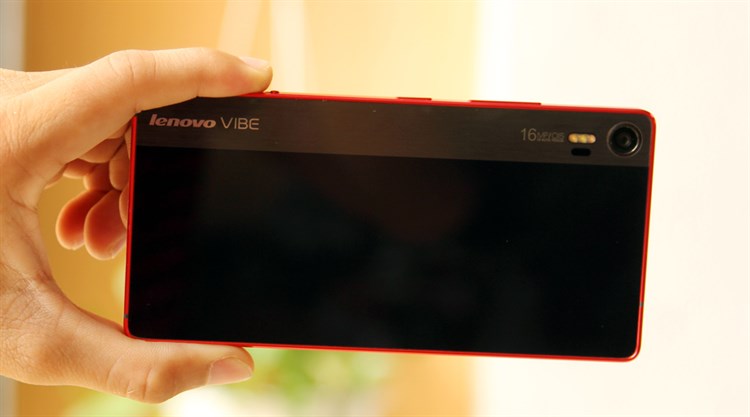 Điện thoại Lenovo Vibe Shot Màu Đen - Đỏ