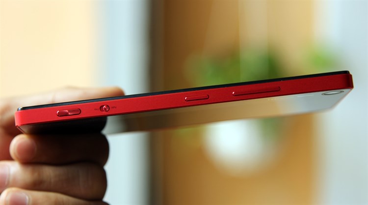 Điện thoại Lenovo Vibe Shot Màu Đen - Đỏ