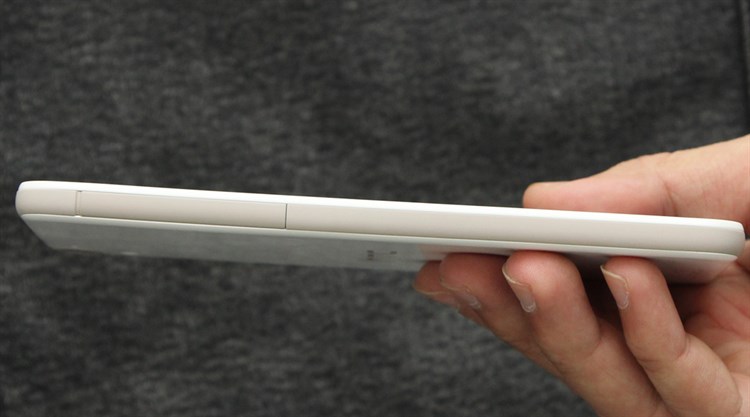 Điện thoại HTC Desire 826 Selfie