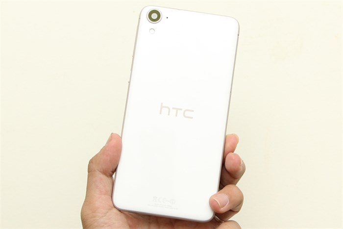 Điện thoại HTC Desire 826 Selfie
