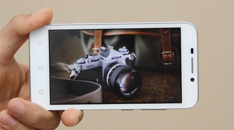 Điện thoại Honor Bee Màu Trắng