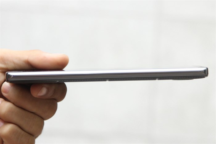 Điện thoại LG V10