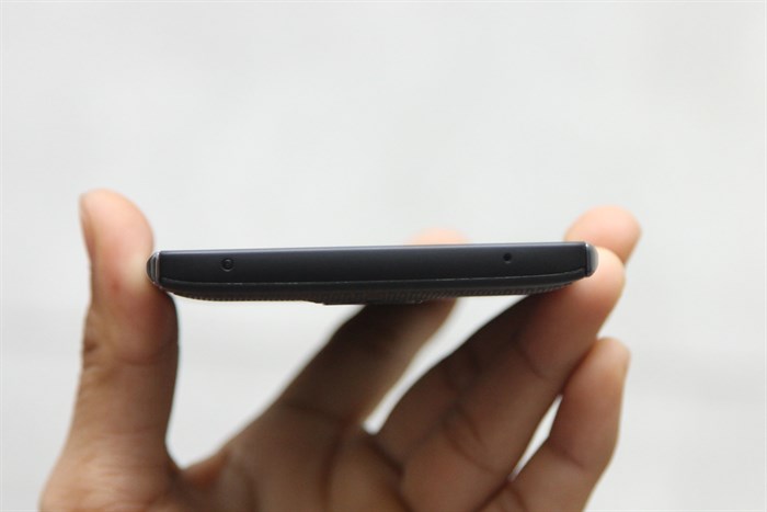 Điện thoại LG V10