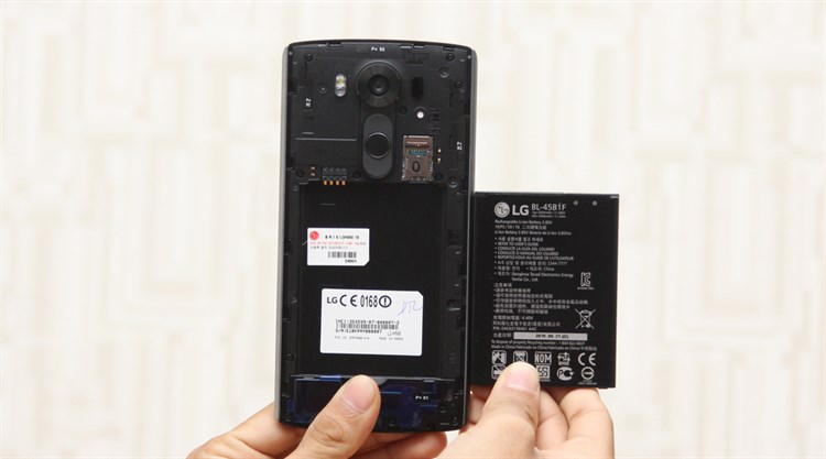 Điện thoại LG V10