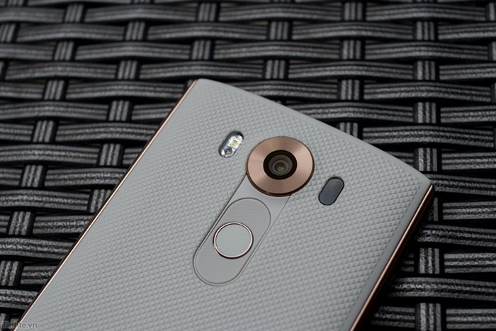 Điện thoại LG V10