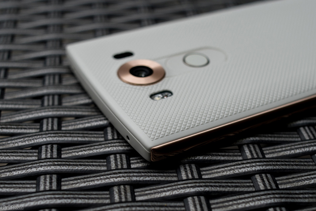 Điện thoại LG V10