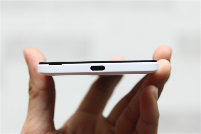 Điện thoại Microsoft Lumia 950