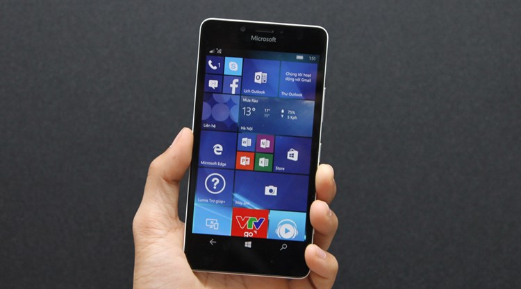 Điện thoại Microsoft Lumia 950