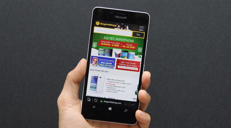 Điện thoại Microsoft Lumia 950