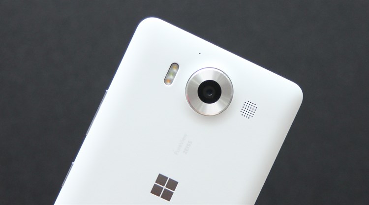 Điện thoại Microsoft Lumia 950