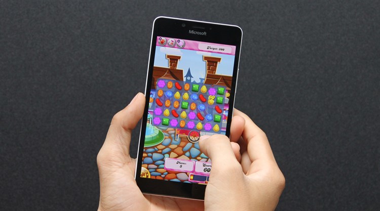 Điện thoại Microsoft Lumia 950