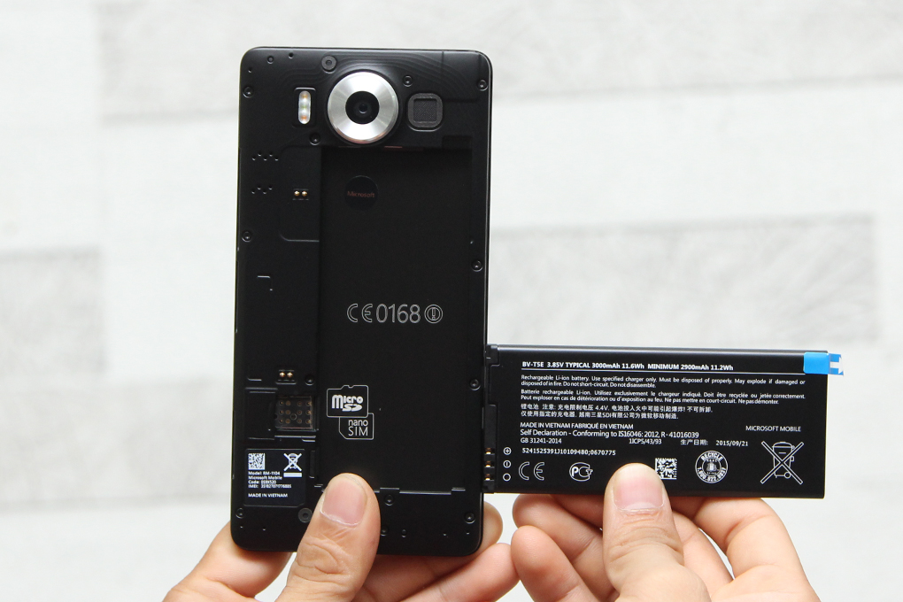 Microsoft Lumia 950 - 19