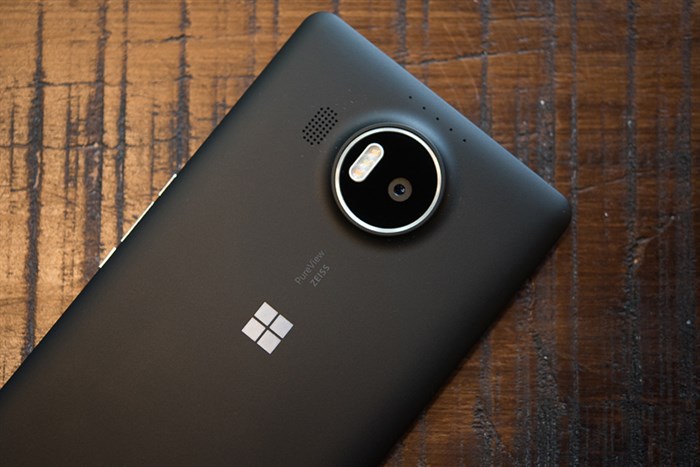 Điện thoại Microsoft Lumia 950 XL