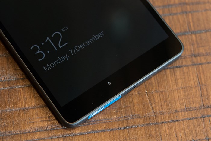 Điện thoại Microsoft Lumia 950 XL