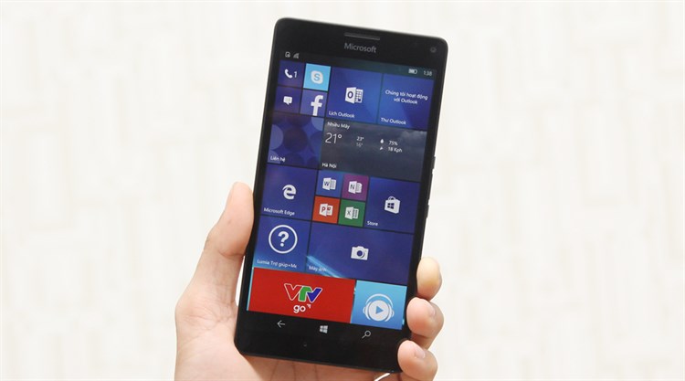 Điện thoại Microsoft Lumia 950 XL