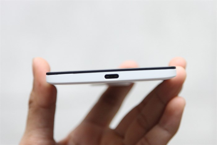 Điện thoại Microsoft Lumia 950 XL