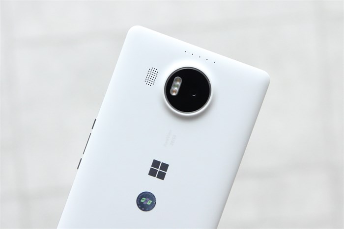Điện thoại Microsoft Lumia 950 XL