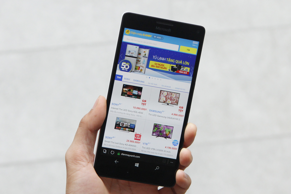 Điện thoại Microsoft Lumia 950 XL