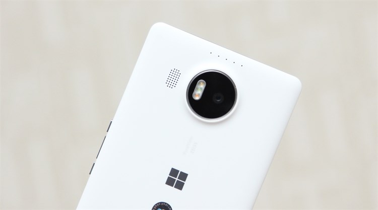 Điện thoại Microsoft Lumia 950 XL