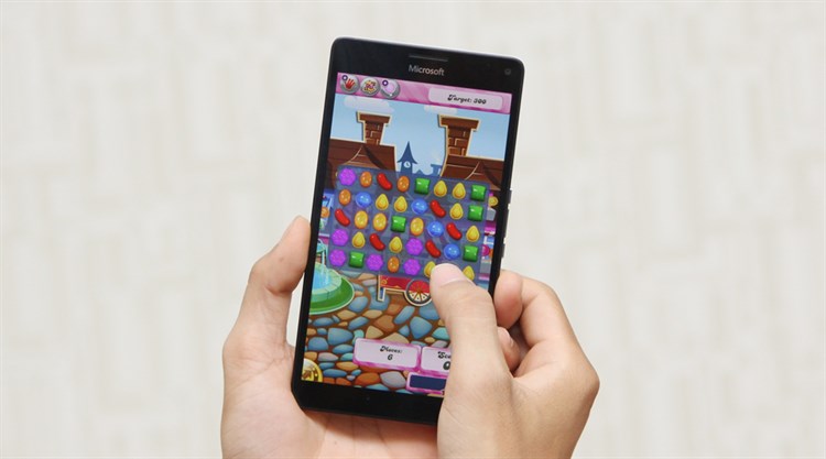 Điện thoại Microsoft Lumia 950 XL