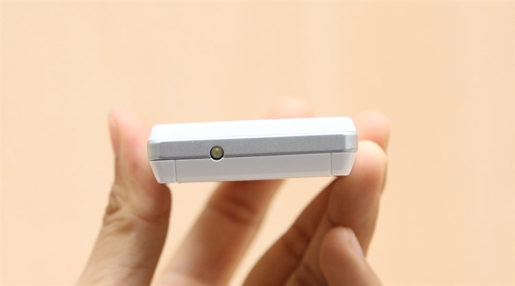 Điện thoại Mobell M680 Màu Trắng