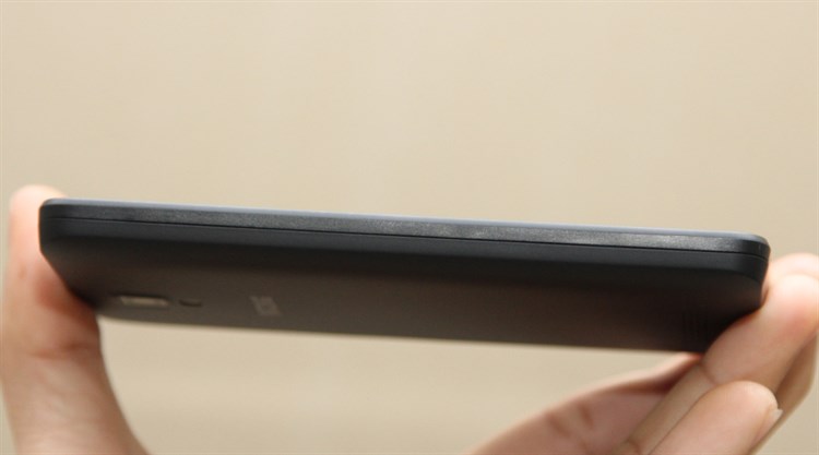 Điện thoại Wing Hero 40i