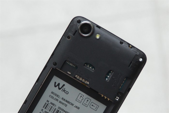 Điện thoại Wiko Rainbow Jam Màu Trắng