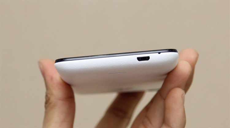 Điện thoại Wiko Rainbow Jam