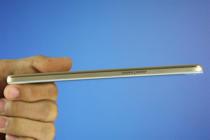 Điện thoại OPPO R7s Màu Vàng đồng