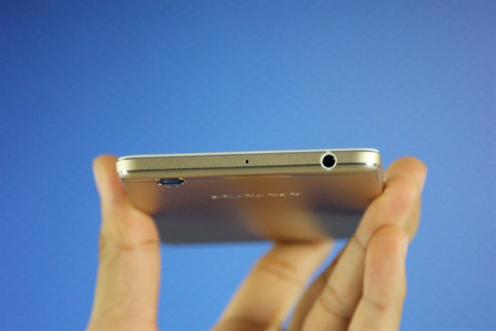Điện thoại OPPO R7s Màu Vàng đồng