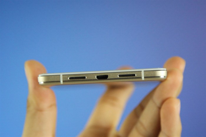 Điện thoại OPPO R7s Màu Vàng đồng