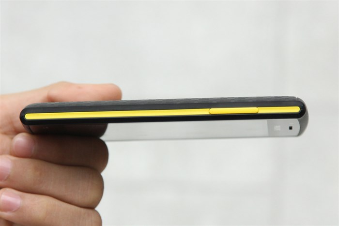 Điện thoại Philips S307